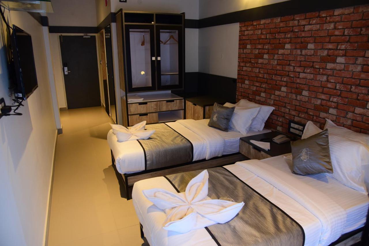 Hotel Kudro Destinn Mangalore Buitenkant foto
